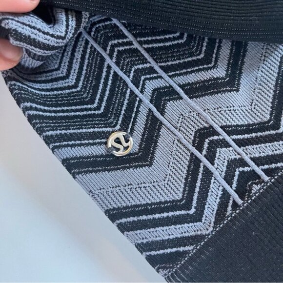 Lululemon ebb to street pant - Picture 3 of 5